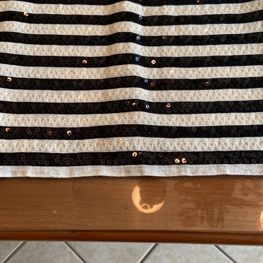 Express Black and Cream Sequin Tank Top - Picture 5 of 6